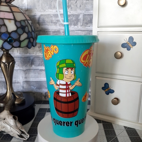 Reusable‎ cold cup. El Chavo with straw and straw topper. - Picture 1 of 10